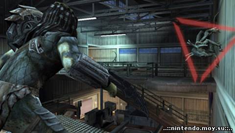 Aliens vs Predator: Requiem (PSP): Легендарная охота на портативке (русская версия)